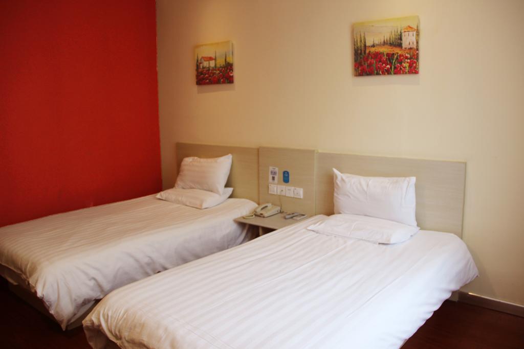 Hanting Hotel Liaocheng Bus Station חדר תמונה